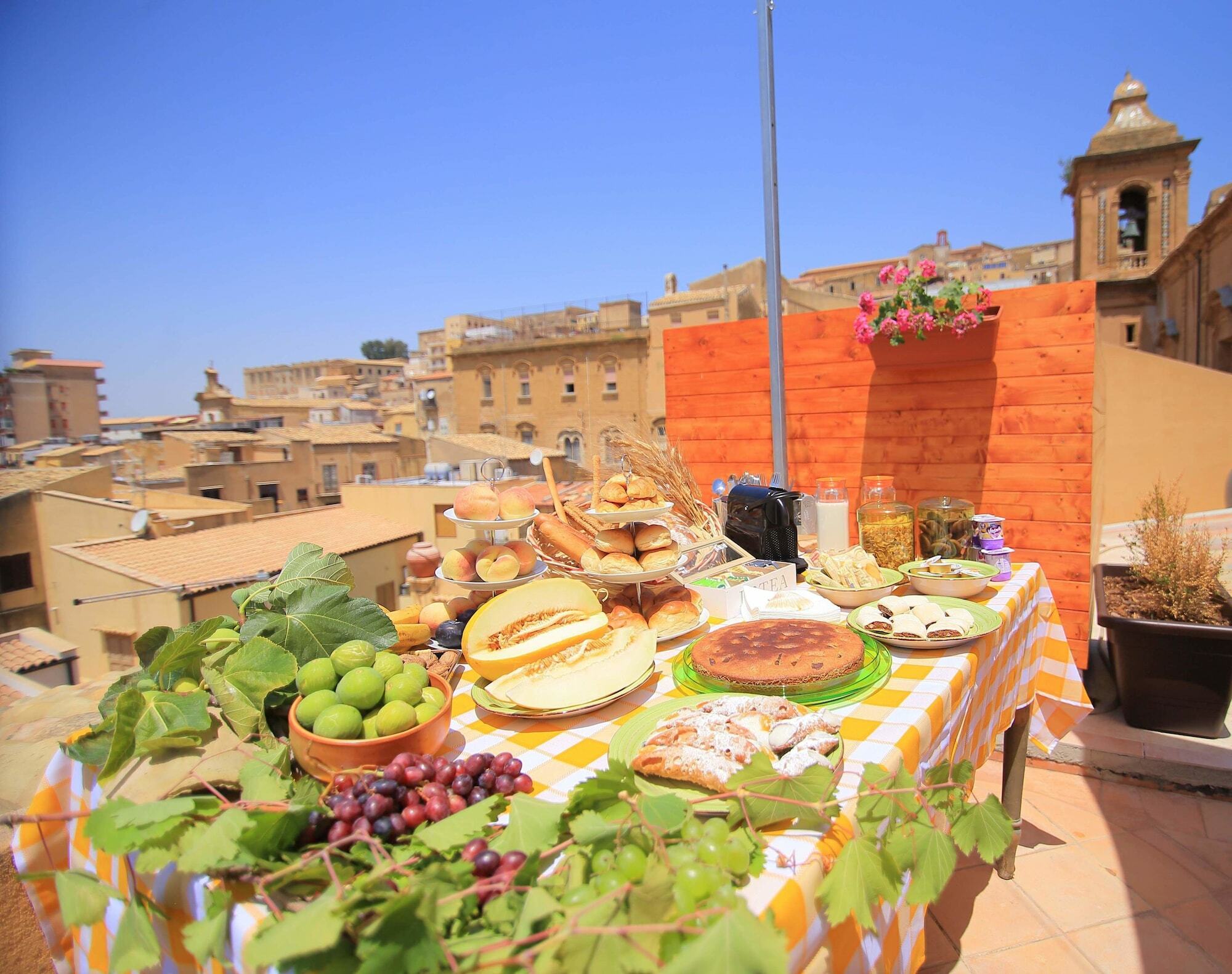 Le Terrazze Di Pirandello Bed and Breakfast Αγκριτζέντο Εξωτερικό φωτογραφία