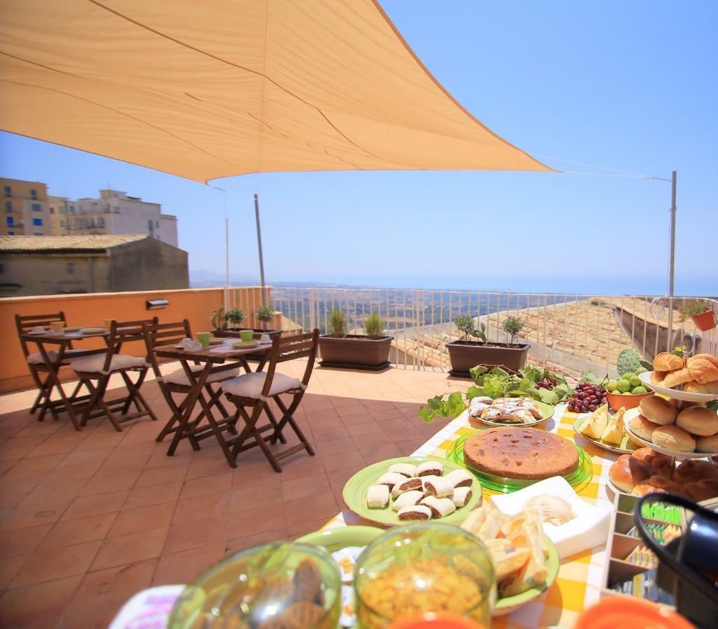 Le Terrazze Di Pirandello Bed and Breakfast Αγκριτζέντο Εξωτερικό φωτογραφία